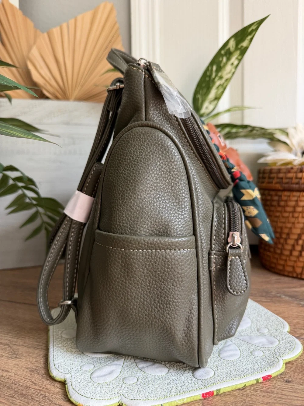MultiSac Olive Green Pebbled VL Backpack Purse Travel Bag – Graduation Gift - Picture 8 of 11